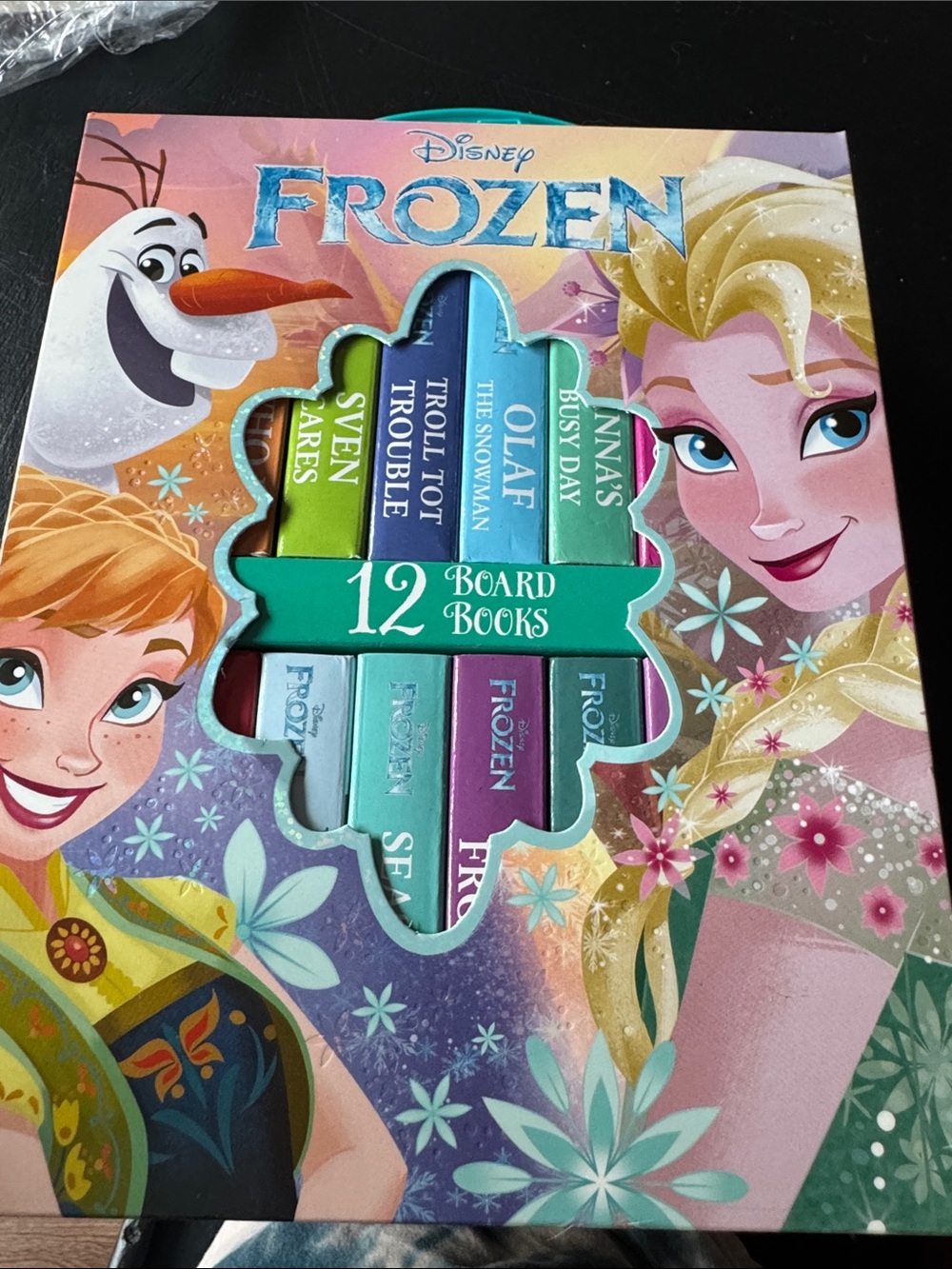 Disney Frozen 12-Book Board Set